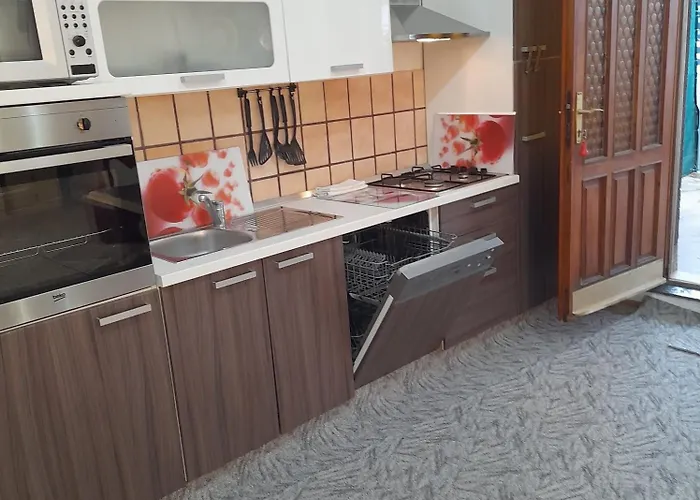 Croatia Borik For Family Eg2 *